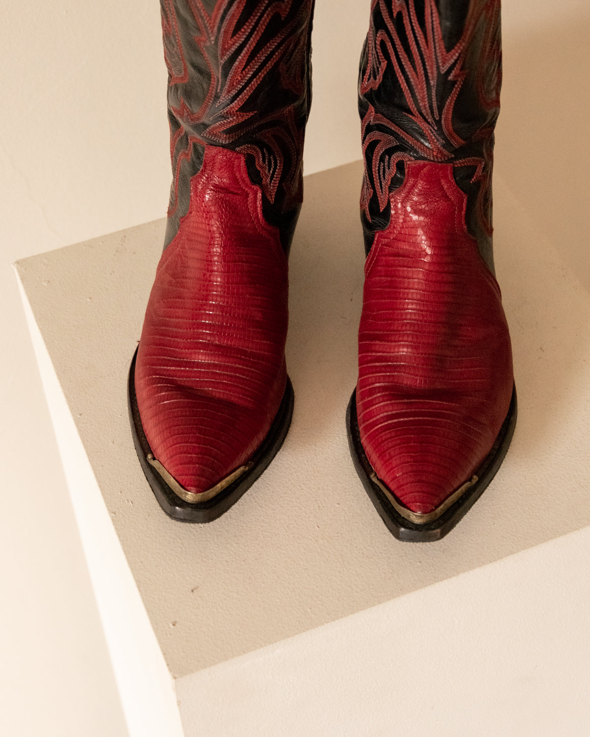 Tony Lama Snakeskin Cowboy Boots sz 6