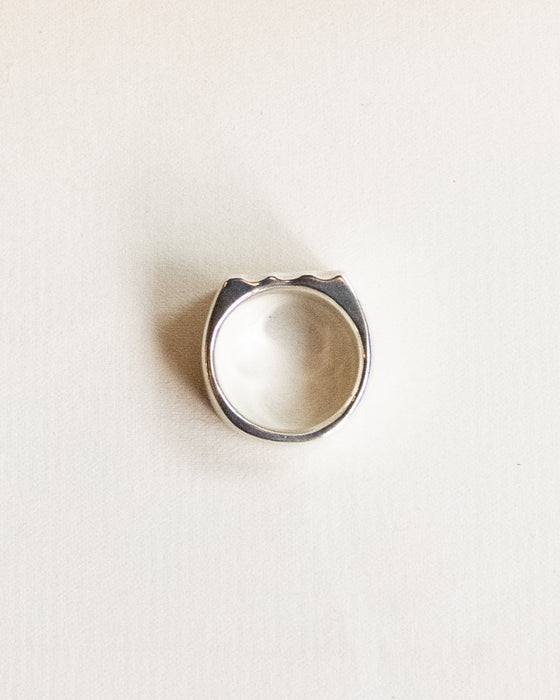 Wavy Signet Ring