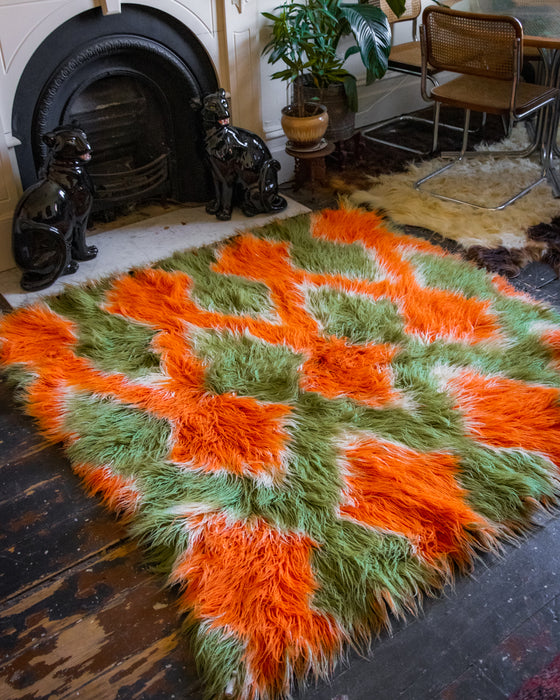 Retro Flokati Shag Rug