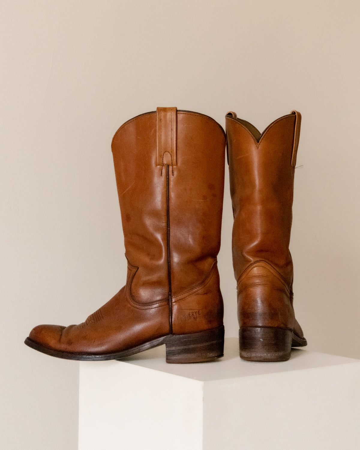 FRYE Tan Leather Cowboy Boots 9.5W HALCYON HOUSE OF VINTAGE