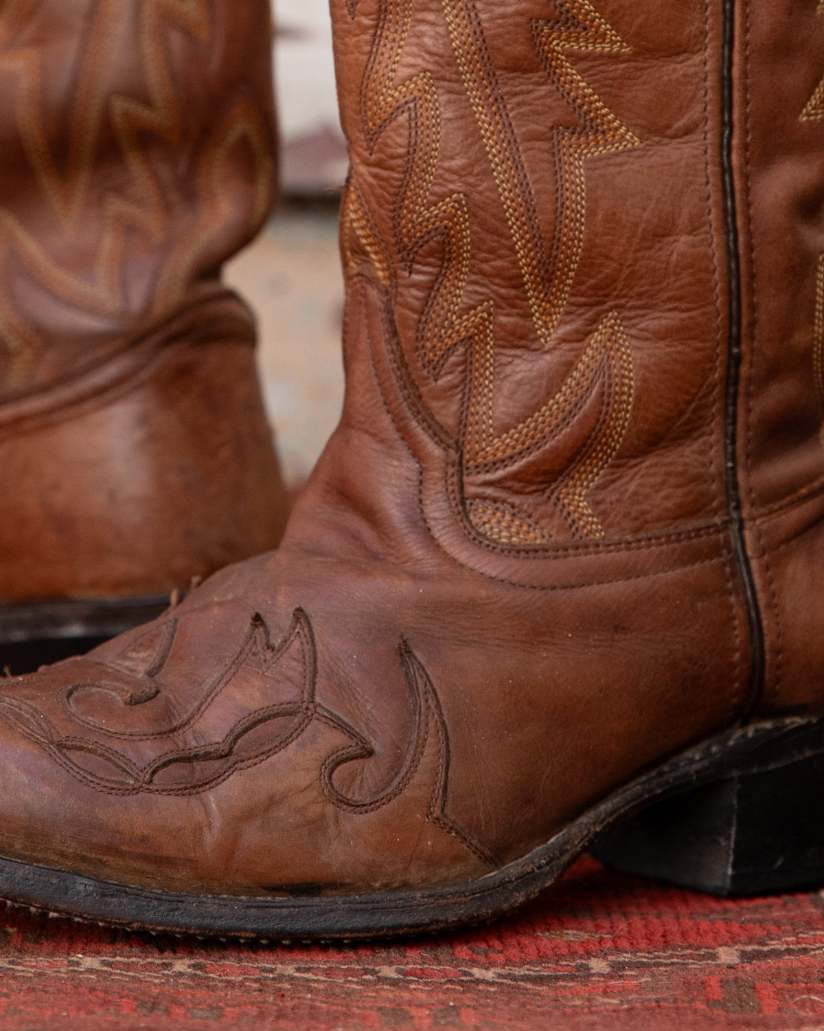 Chestnut Brown Cowboy Boots (M)10D