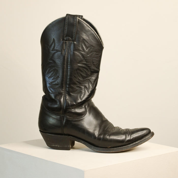 Vintage Black Cowboy Boots 6W