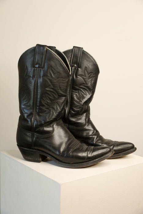 Vintage Black Cowboy Boots 6W
